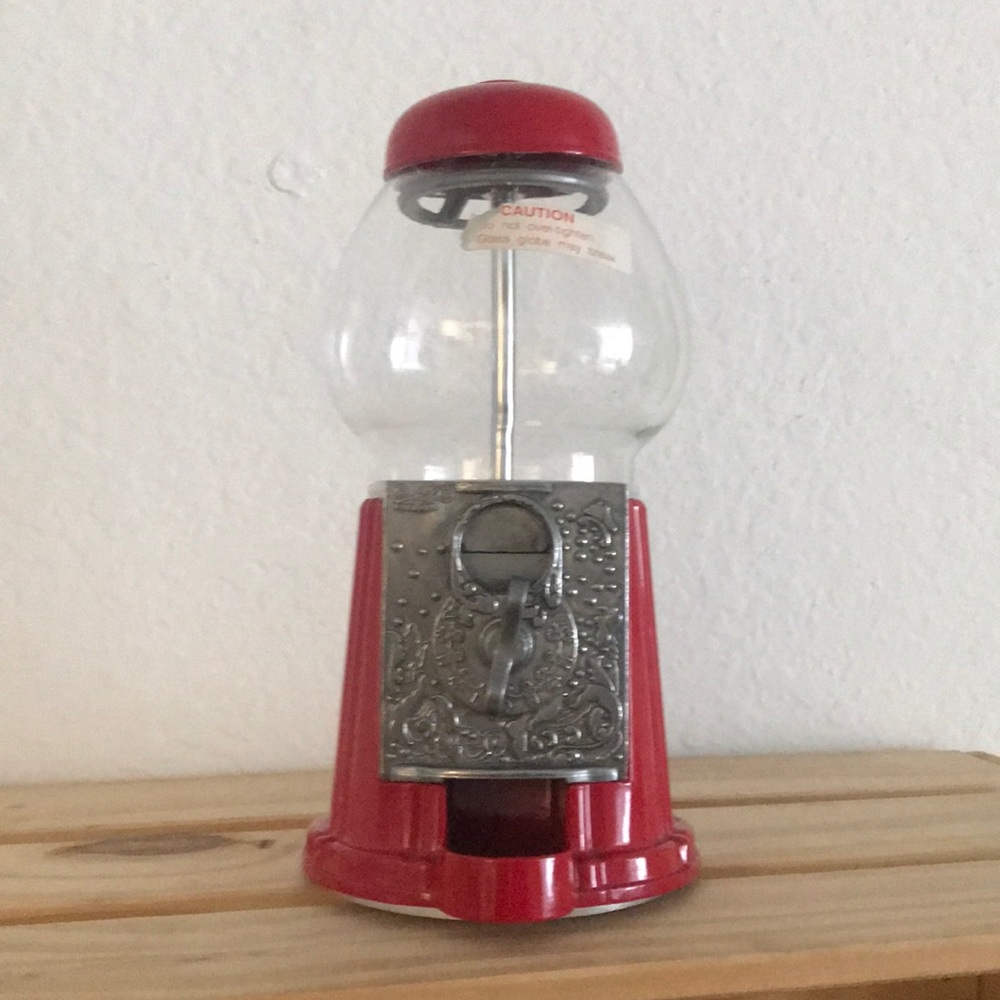 1985 carousel gumball machine